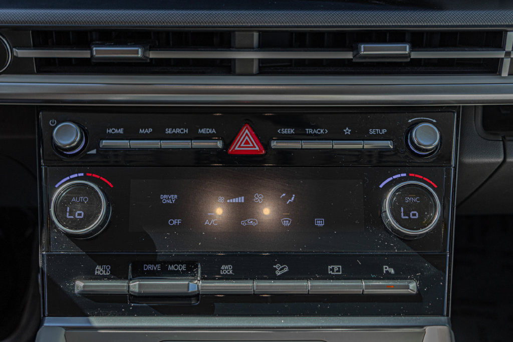 Certified 2026 Hyundai Santa Fe SE AWD/4WD image 18
