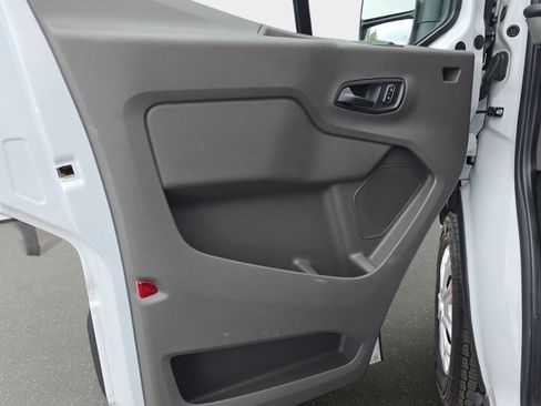 Used 2023 Ford Transit 350 XLT image 27