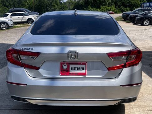 Used 2019 Honda Accord LX image 5