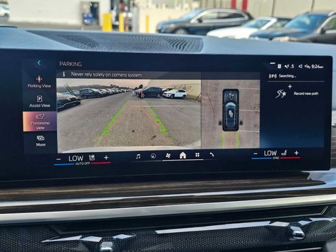 Used 2024 BMW X7 xDrive40i image 35