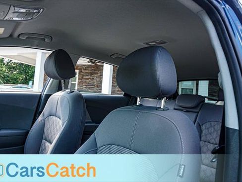 Used 2018 Kia Niro LX FWD image 21