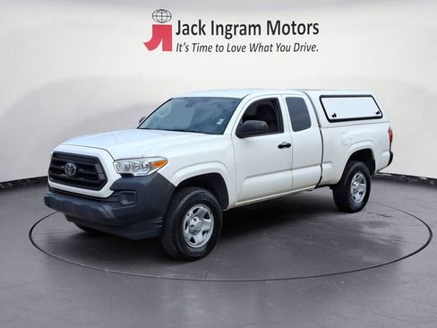 Used 2021 Toyota Tacoma SR RWD image 1