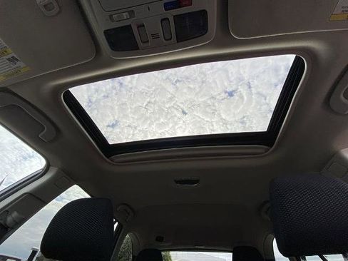 Used 2018 Subaru Outback 2.5i Premium image 14