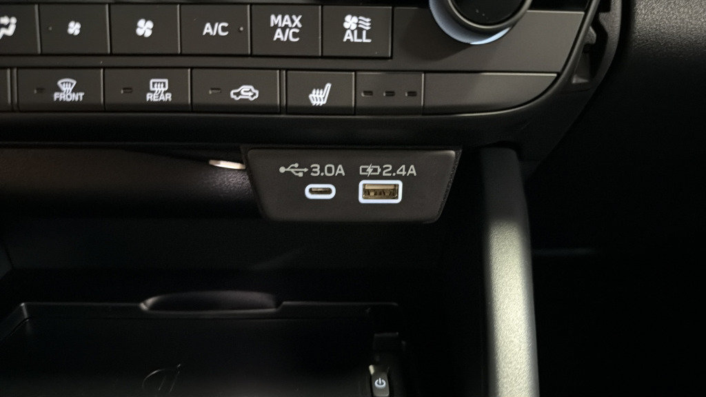New 2026 Subaru Outback Limited AWD/4WD image 31