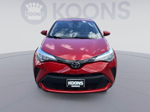 Used 2020 Toyota C-HR LE FWD image 11