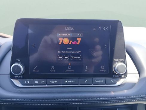 Used 2023 Nissan Rogue SV AWD/4WD image 16