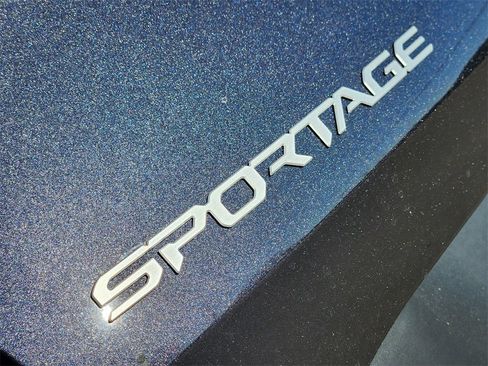 New 2026 Kia Sportage EX image 8