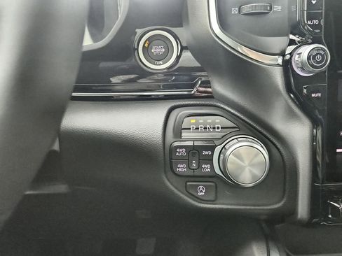 New 2026 RAM 1500 Laramie AWD/4WD image 27