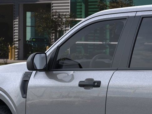 New 2025 Ford Maverick XL image 21