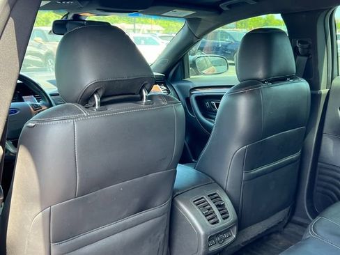 Used 2015 Ford Taurus Limited w/ Equipment Group 301A FWD image 36