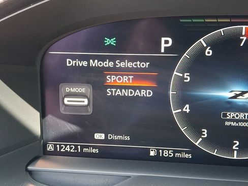 Used 2024 Nissan Z Performance w/ Floor Mat Package RWD image 29
