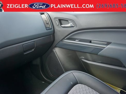 Used 2022 Chevrolet Colorado Z71 AWD/4WD image 33