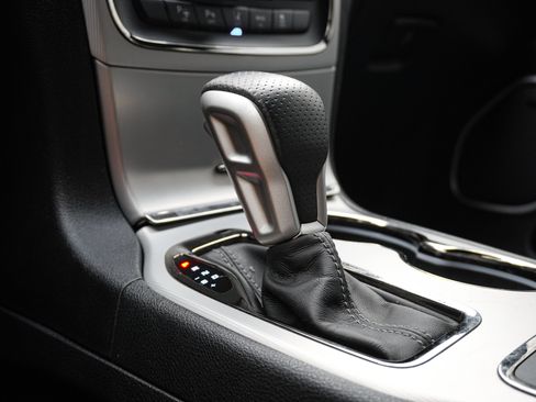 Used 2018 Jeep Grand Cherokee Trackhawk AWD/4WD image 25