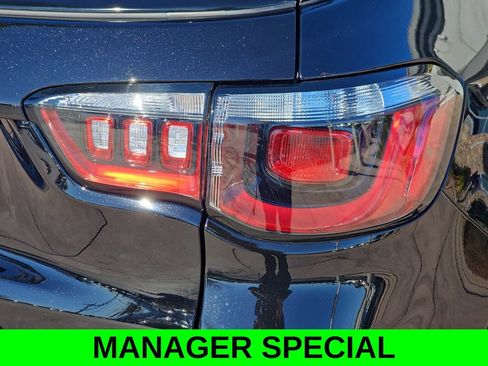 New 2026 Jeep Compass Latitude AWD/4WD image 40
