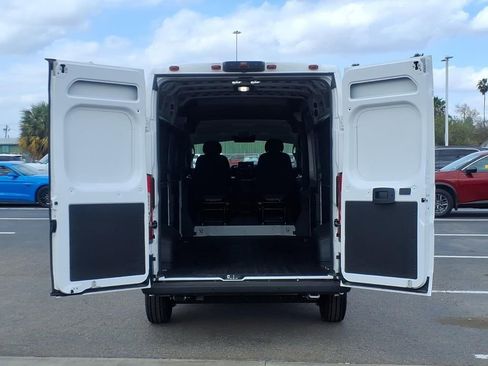 Used 2025 RAM ProMaster 2500 w/ Premium Convenience Group image 10