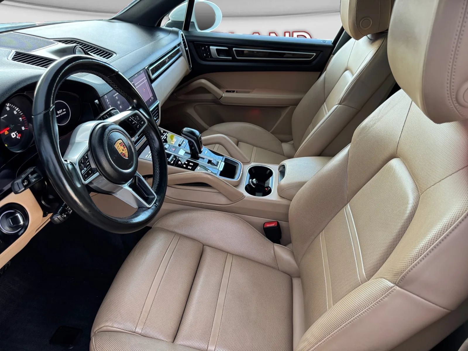 Used 2019 Porsche Cayenne AWD/4WD image 12