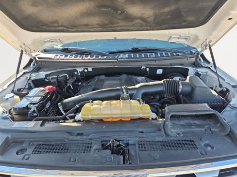 Used 2018 Ford Expedition Limited w/ Driver Assistance Package image 31