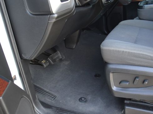 Used 2019 GMC Sierra 2500 SLE image 13