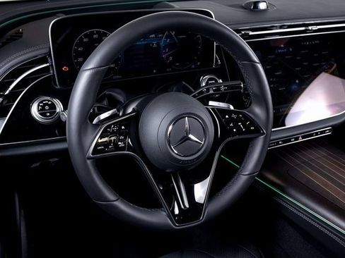 Used 2024 Mercedes-Benz E 450 4MATIC All-Terrain Wagon image 31