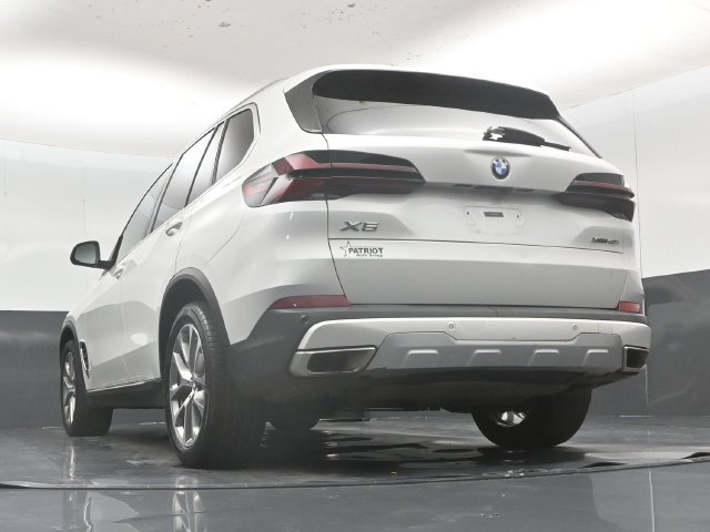 Used 2024 BMW X5 xDrive40i AWD/4WD image 50
