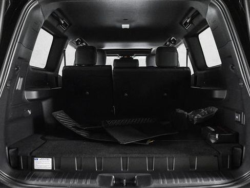 Used 2025 Toyota Land Cruiser image 6