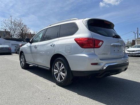 Used 2019 Nissan Pathfinder S AWD/4WD image 6