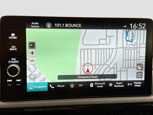 Used 2024 Honda CR-V Sport Touring image 15