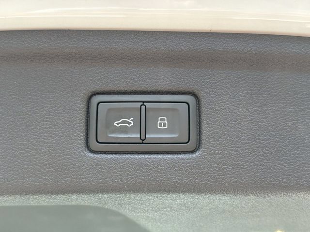 Used 2025 Audi A5 2.0T Premium Plus AWD/4WD image 40