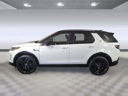 New 2025 Land Rover Discovery Sport Dynamic SE image 2