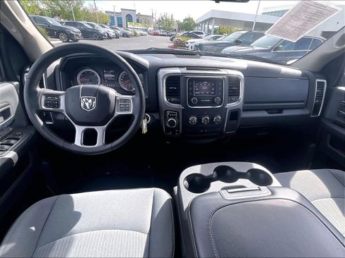 Used 2024 RAM 1500 Classic SLT AWD/4WD image 17