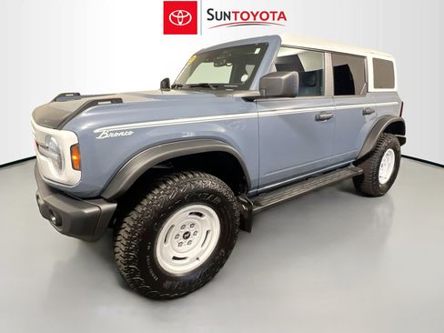 Used 2023 Ford Bronco Heritage Edition AWD/4WD image 9
