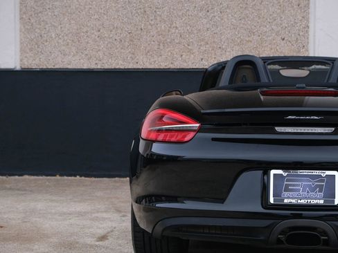 Used 2016 Porsche Boxster image 19