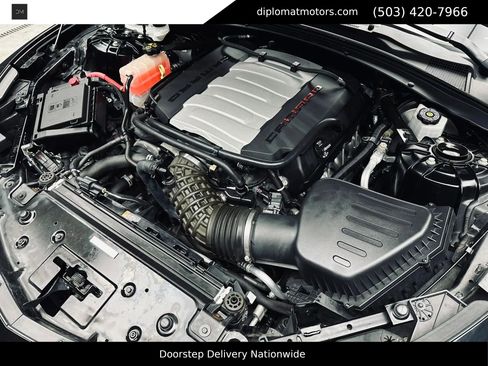 Used 2018 Chevrolet Camaro SS RWD image 94