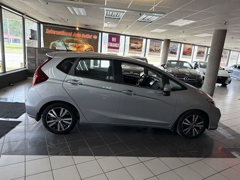 Used 2018 Honda Fit EX image 5