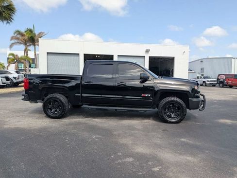 Used 2018 Chevrolet Silverado 1500 LTZ Z71 w/ LTZ Plus Package AWD/4WD image 3