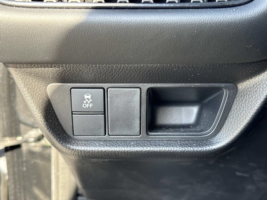 Used 2025 Honda HR-V EX-L image 42
