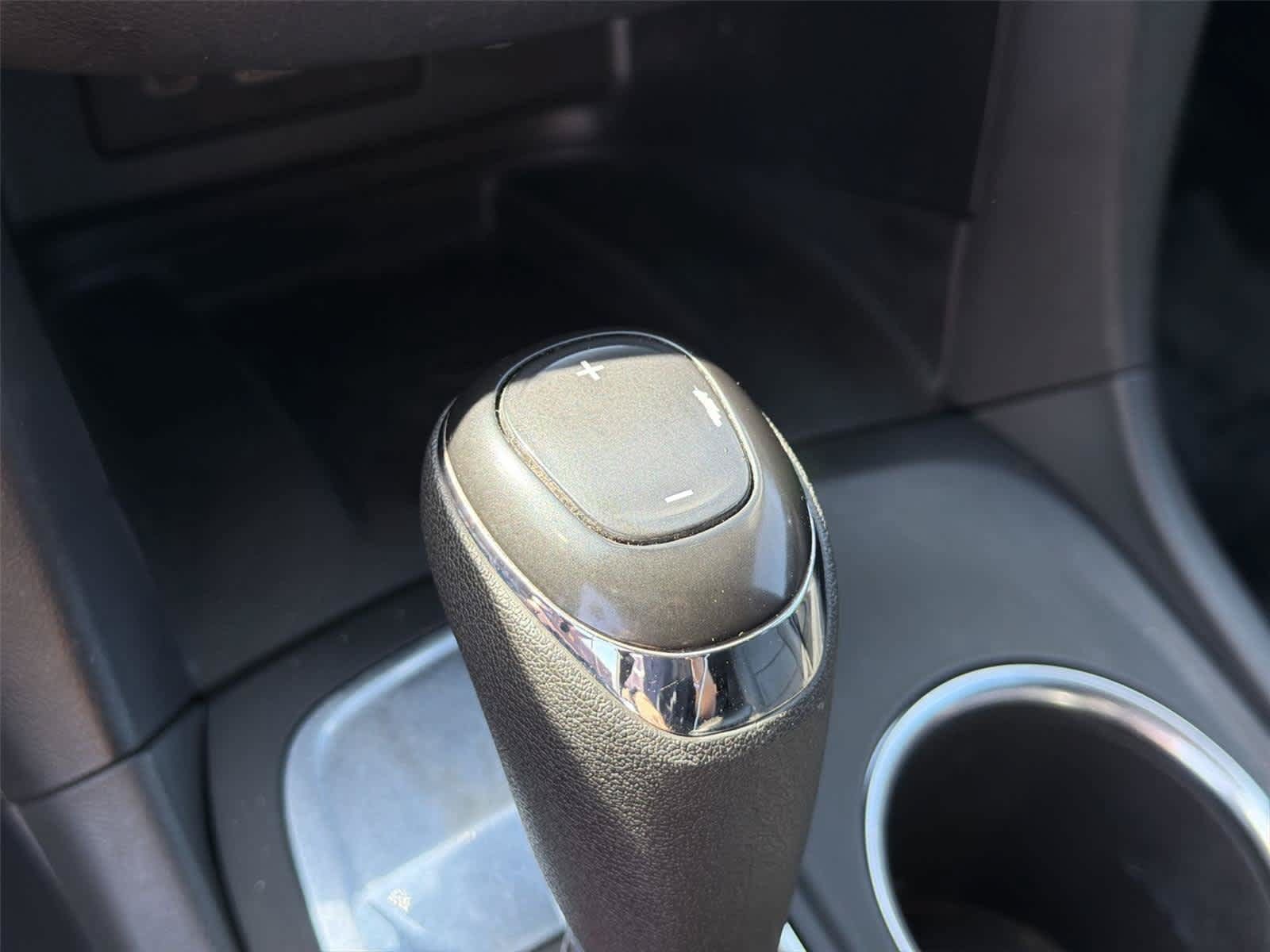 Used 2021 Chevrolet Equinox Premier FWD image 37