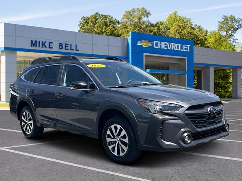 Used 2025 Subaru Outback Premium w/ Popular Package #1 AWD/4WD image 1