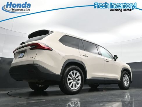 Used 2024 Toyota Grand Highlander FWD image 42