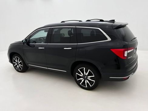 Used 2020 Honda Pilot Touring image 13