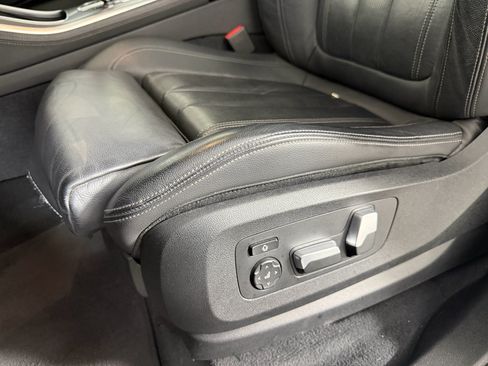 Used 2019 BMW X5 xDrive40i w/ Convenience Package image 22