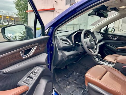 Used 2026 Subaru Ascent Touring w/ Popular Package #2 AWD/4WD image 9