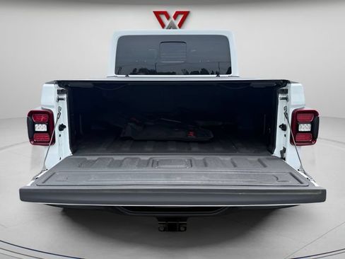 Used 2020 Jeep Gladiator Rubicon AWD/4WD image 10