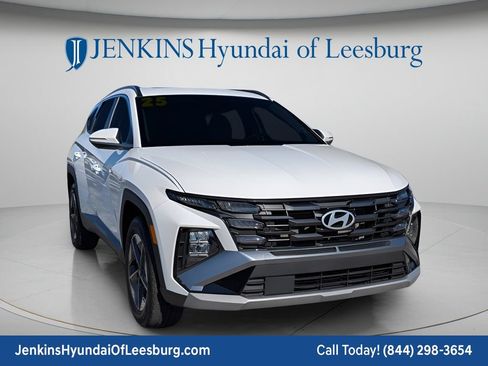 Certified 2025 Hyundai Tucson SEL AWD/4WD image 12
