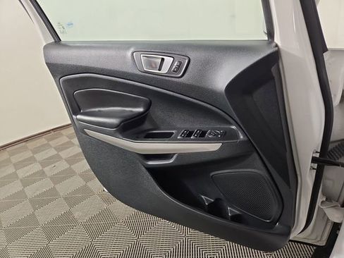 Used 2018 Ford EcoSport Titanium w/ Titanium Cold Weather Package image 27