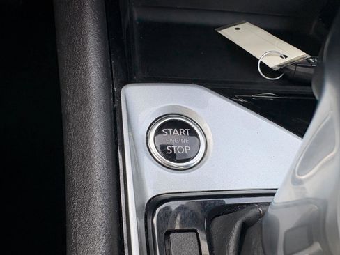 Used 2024 Nissan Altima 2.5 SV FWD image 27