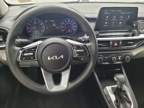 Used 2023 Kia Forte LXS w/ LXS Technology Package image 22