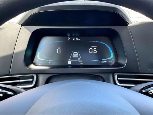 New 2026 Hyundai Elantra SE FWD image 14