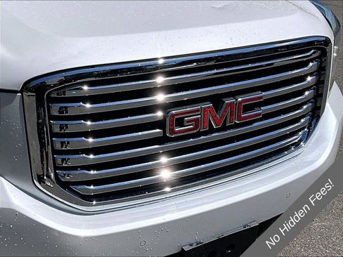 Used 2018 GMC Yukon SLT w/ Premium Edition AWD/4WD image 26