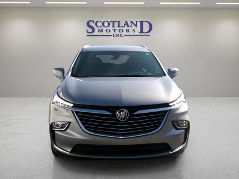 Used 2024 Buick Enclave Premium image 3